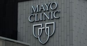 Medical Authoritarianism: Mayo Clinic Denies Life-Saving Lung Transplant to Mother for Refusing COVID Vaccine