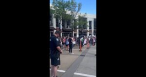 BIDEN UNITES AMERICA: Pro-Hamas Agitators and Trump Supporters Erupt in Loud Chants of “F**k Joe Biden!” During Protest at the University of Alabama (VIDEO)