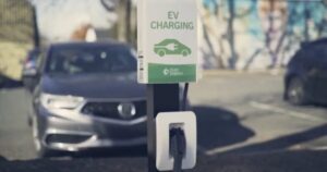 Reporter Tests EV Chargers in America’s Heartland, Comes Away ‘Less Than Impressed’