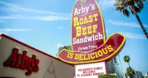 California’s $20 Minimum Wage Forces 91-Year-Old Owner Shuts Down Iconic Hollywood Arby’s After 55 Years: ‘Final Nail in the Coffin’
