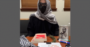 Pro-Palestinian Activists Break into Stanford President’s Office and Lock the Doors – Police Break in and All Protesters Are Quickly Expelled (VIDEO)